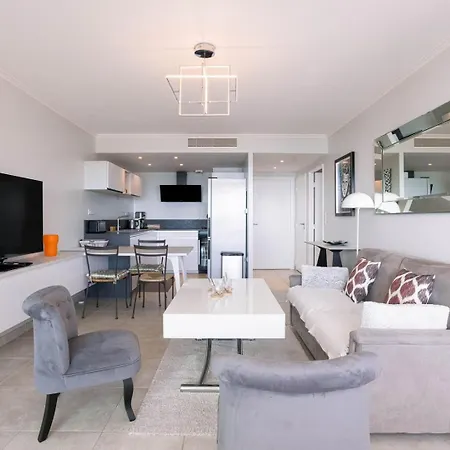 Blue Riviera - Terrace With Sea View, Pool, Modern, Spacious, Ac *