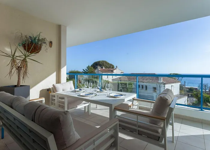 Blue Riviera - Terrace With Sea View, Pool, Modern, Spacious, Ac Daire *