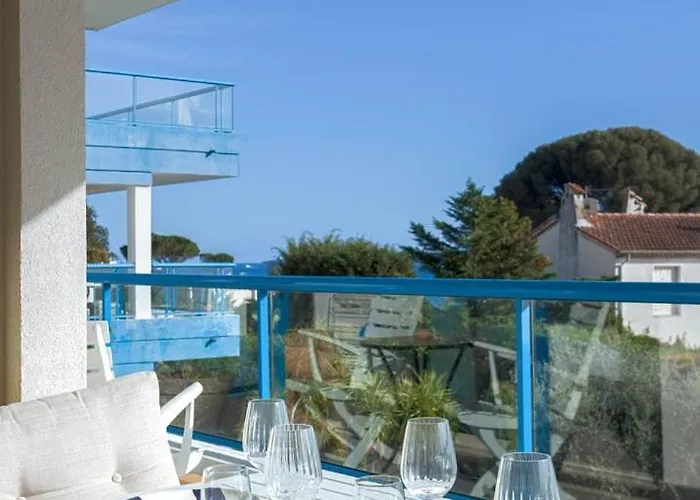 Blue Riviera - Terrace With Sea View, Pool, Modern, Spacious, Ac *