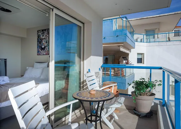 Blue Riviera - Terrace With Sea View, Pool, Modern, Spacious, Ac Daire Cannes